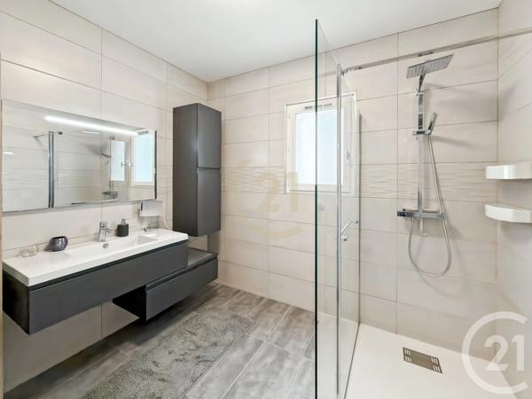 Maison à vendre  8 pièces - 208 m 2   MONTICELLO  - 202