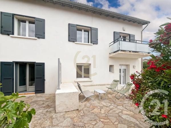 Maison à vendre  8 pièces - 208 m 2   MONTICELLO  - 202