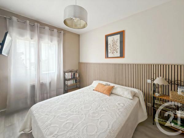 Maison à vendre  8 pièces - 208 m 2   MONTICELLO  - 202