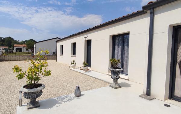 Maison de plain-pied de 2018 / 4 chb. / DPE A