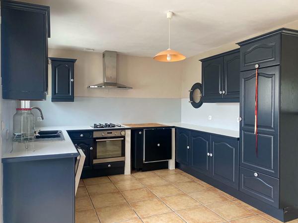 Maison 3/4 chambres Plain-pied 114 m2 sur parcelle de 810 m2, Sainte soulle 17220