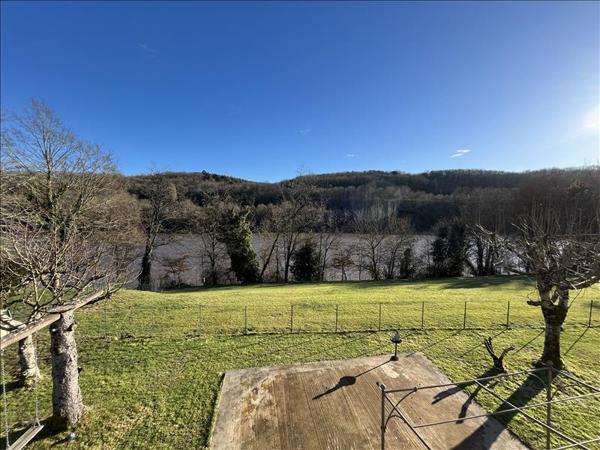 Maison à vendre |  Lalinde |  6 pièces | 180 m²