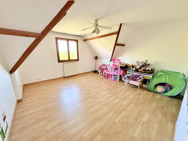 Coulommiers (77120) Maison 230m ², 6 chambres sur sous sol total