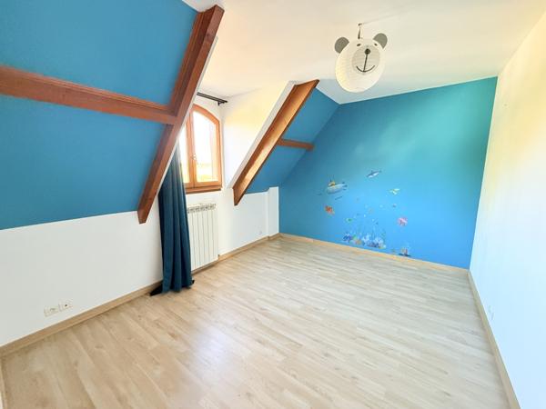 Coulommiers (77120) Maison 230m ², 6 chambres sur sous sol total