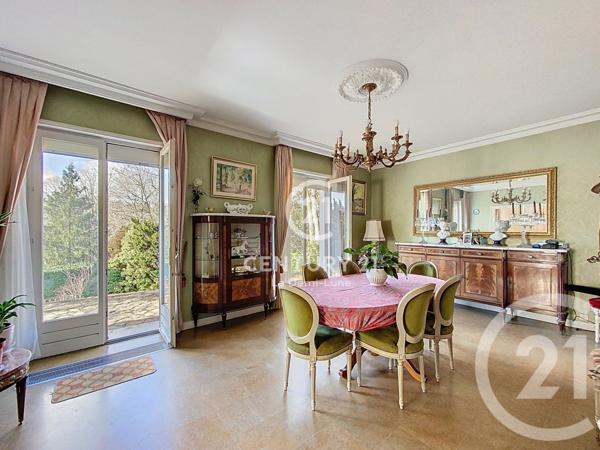 Maison à vendre  8 pièces - 197,55 m2 CHARBONNIERES LES BAINS - 69