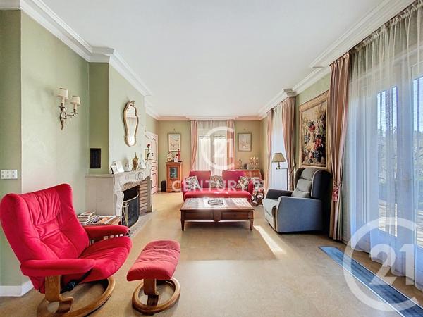 Maison à vendre  8 pièces - 197,55 m2 CHARBONNIERES LES BAINS - 69