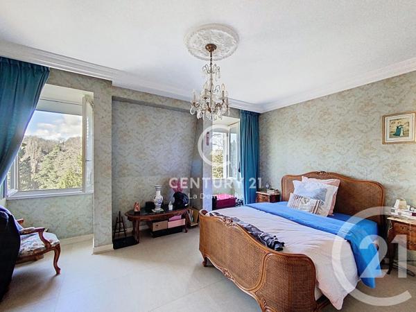 Maison à vendre  8 pièces - 197,55 m2 CHARBONNIERES LES BAINS - 69