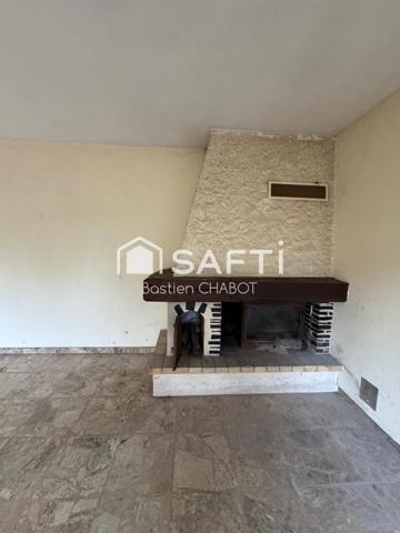 Maison 4 pièces de 93 m2 à rénover