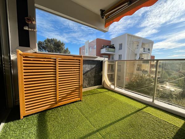 Appartement Antibes 3 pièce(s) 65 m2 + Piscine + Box Fermé