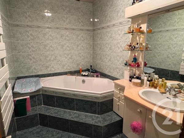 Maison à vendre  6 pièces - 148 m 2   FONTENAY SOUS BOIS  - 94