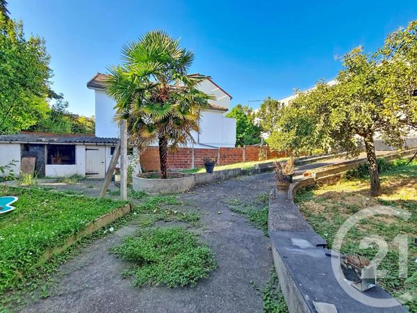 Maison à vendre  6 pièces - 121,46 m 2   FRESNES  - 94