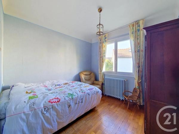 Maison à vendre  6 pièces - 121,46 m 2   FRESNES  - 94