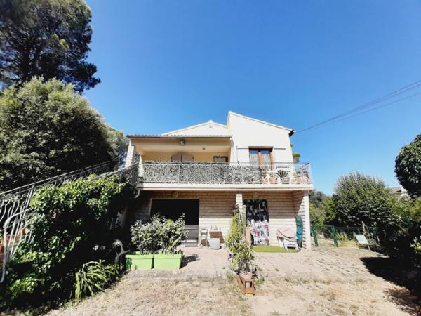 Maison 9 pièces - 211 m² Bien prestige