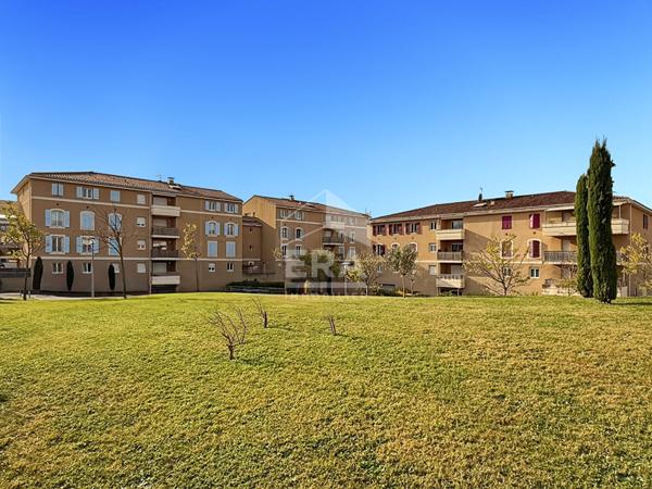 EXCLUSIVITÉ ERA PROVAIX appartement Aix En Provence 3 pièces- terrasse 74 m2- Garage.