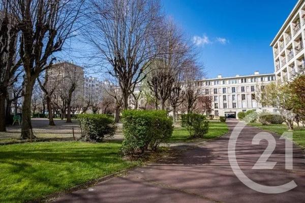 Appartement F3 à vendre  3 pièces - 50,05 m 2   PANTIN  - 93