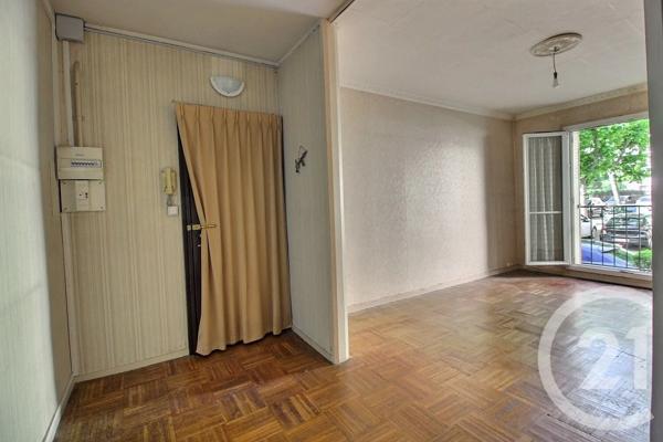 Appartement F3 à vendre  3 pièces - 50,05 m 2   PANTIN  - 93