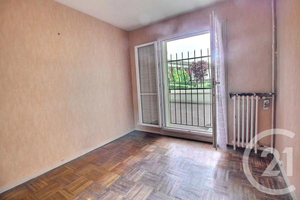 Appartement F3 à vendre  3 pièces - 50,05 m 2   PANTIN  - 93