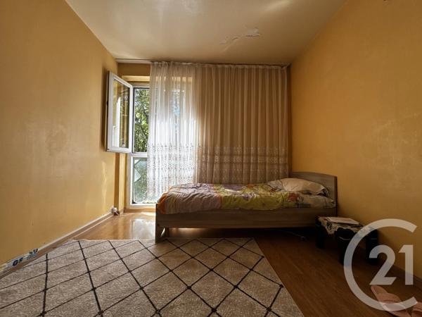 Appartement F4 à vendre  4 pièces - 66,79 m 2   SARCELLES  - 95