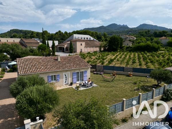 Maison à vendre 5 pièces 136 m² Vacqueyras