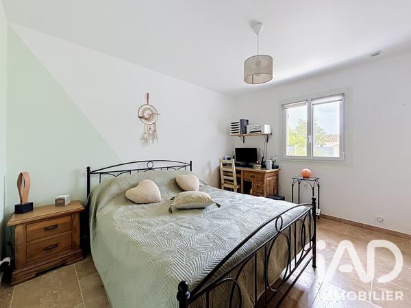 Maison à vendre 5 pièces 136 m² Vacqueyras