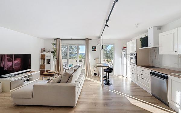 Appartement à vendre    4 pièces • 83,60 m2 Mougins