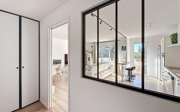 Appartement à vendre    4 pièces • 83,60 m2 Mougins