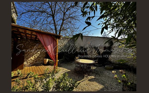 EXCLUSIVITÉ  - proche HOUDAN 17MN DANS LE 78 - Maison ancienne Loft - 3 chambres - bureau -  jardin - parking - 299000 Euros HAI