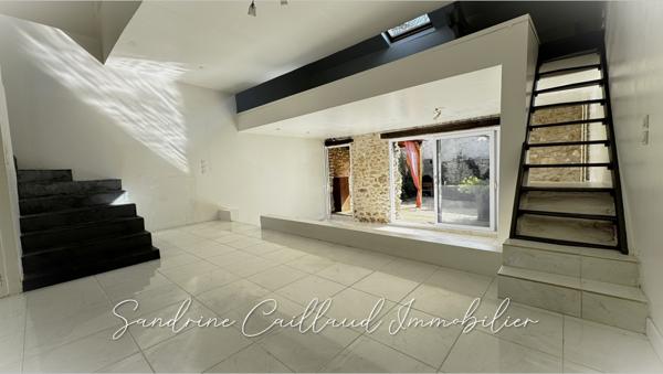 EXCLUSIVITÉ  - proche HOUDAN 17MN DANS LE 78 - Maison ancienne Loft - 3 chambres - bureau -  jardin - parking - 299000 Euros HAI