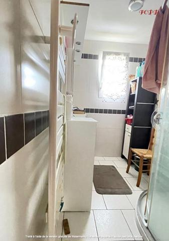 Plain-pied calme et lumineux avec grand sous-sol et jardin clos  proche l'Aigle