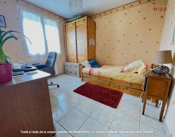 Plain-pied calme et lumineux avec grand sous-sol et jardin clos  proche l'Aigle