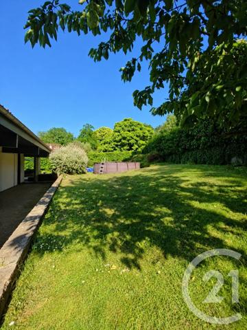 Maison à vendre  5 pièces - 122,30 m 2   ST PIERRE DU MONT  - 40