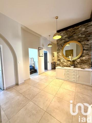 Appartement 4 pièces de 110 m² à Orange (84100)