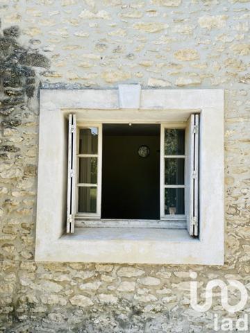 Demeure 5 pièces de 170 m² à Saint-Rémy-de-Provence (13210)