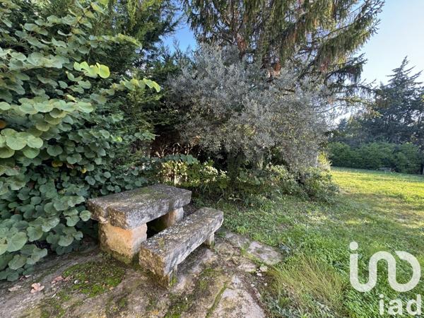 Demeure 5 pièces de 170 m² à Saint-Rémy-de-Provence (13210)