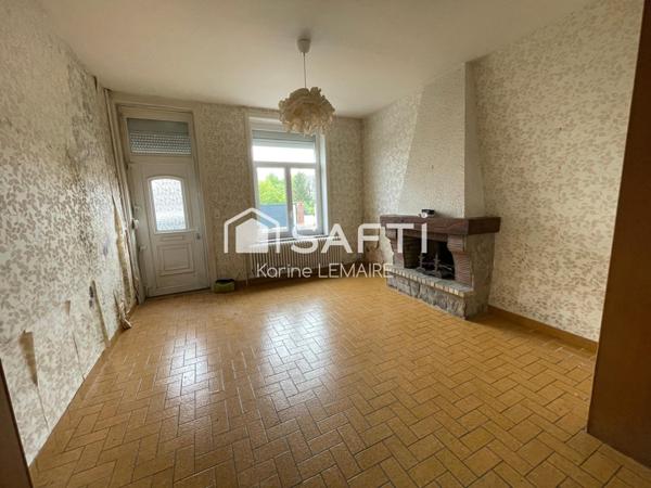 Maison semi individuelle par le garage