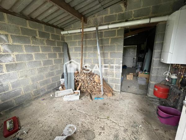 Maison semi individuelle par le garage