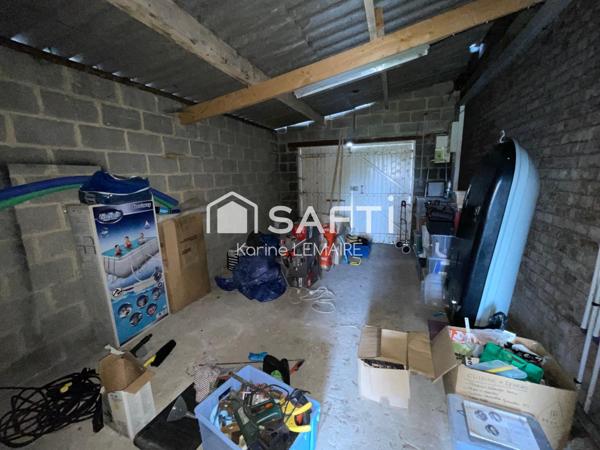 Maison semi individuelle par le garage