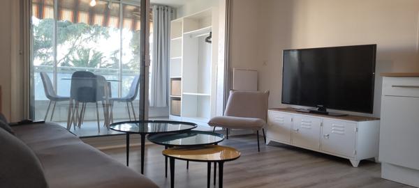 Golfe Juan (06220) BEAU 2P AVEC PISCINE AU ROOF TOP