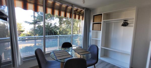 Golfe Juan (06220) BEAU 2P AVEC PISCINE AU ROOF TOP