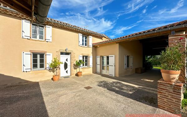 Maison à vendre    8 pièces •  Lagrave