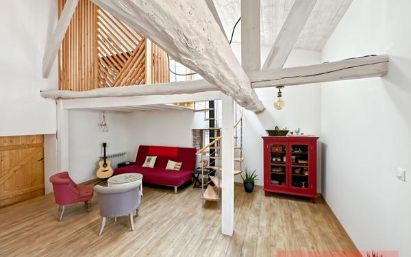 Maison à vendre    8 pièces •  Lagrave