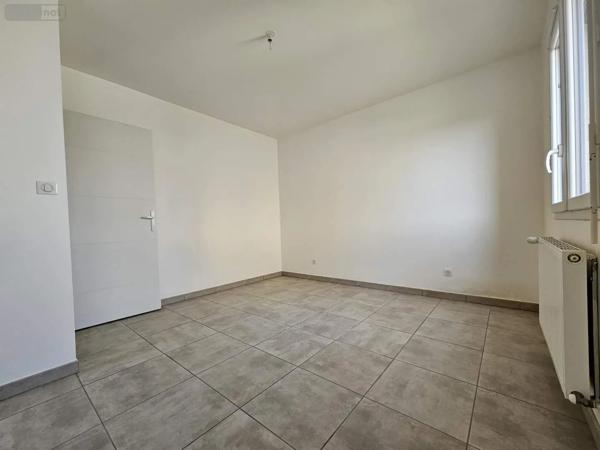 Location - Appartement Sancé 71000 3 pièces 84 m 2