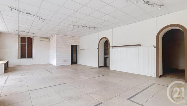 Immeuble à vendre  340 m2 STE SUZANNE - 25