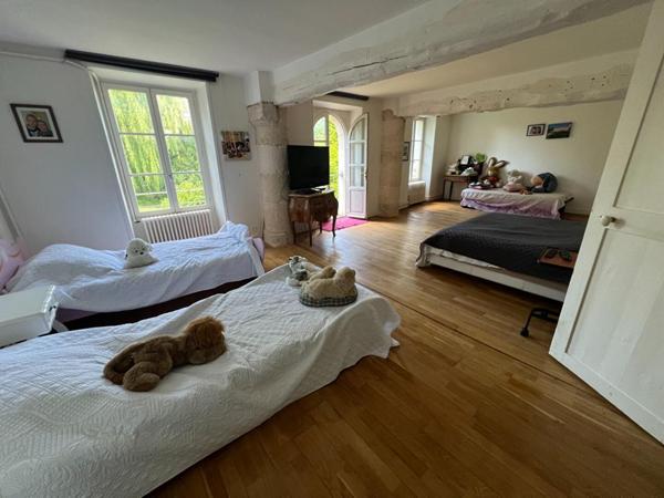 Maison Labbeville 10 pièce(s) 474 m2