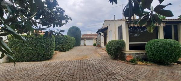 Maison à vendre à Pierrefeu-du-Var dans le Var (83390), ref : BRESSON   
HAMEAU LES PLATANES