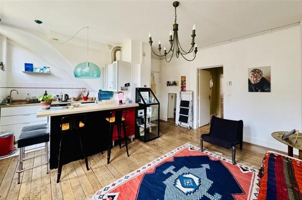 Bel appartement de style, centre-ville avec terasse extérieure !