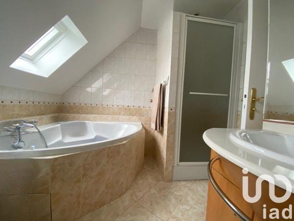 Maison à vendre 7 pièces 148 m² Longjumeau