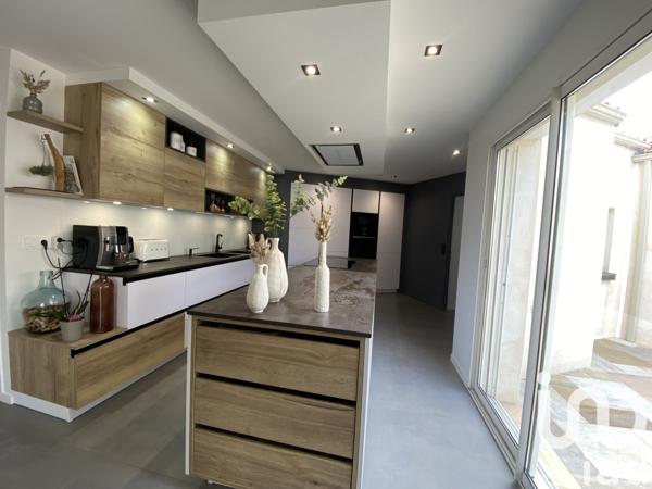 Maison 7 pièces de 141 m² à Aizenay (85190)