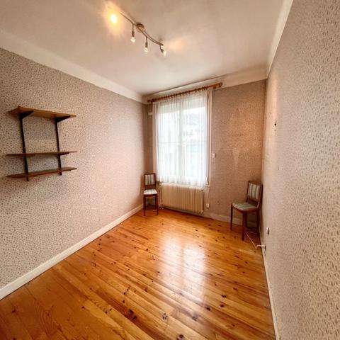 Maison
                                                                                                                                                                                                                                                                                                                        3 pièce(s)                                                                                                                                                                                                          3 chambre(s)                                                                                                                                                                                                          62  m²