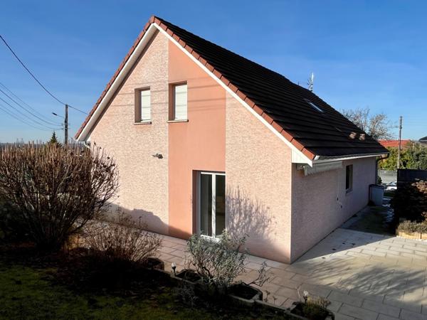 Maison
                                                                                                                                                                                                                                                                                                                        5 pièce(s)                                                                                                                                                                                                          3 chambre(s)                                                                                                                                                                                                          103  m²